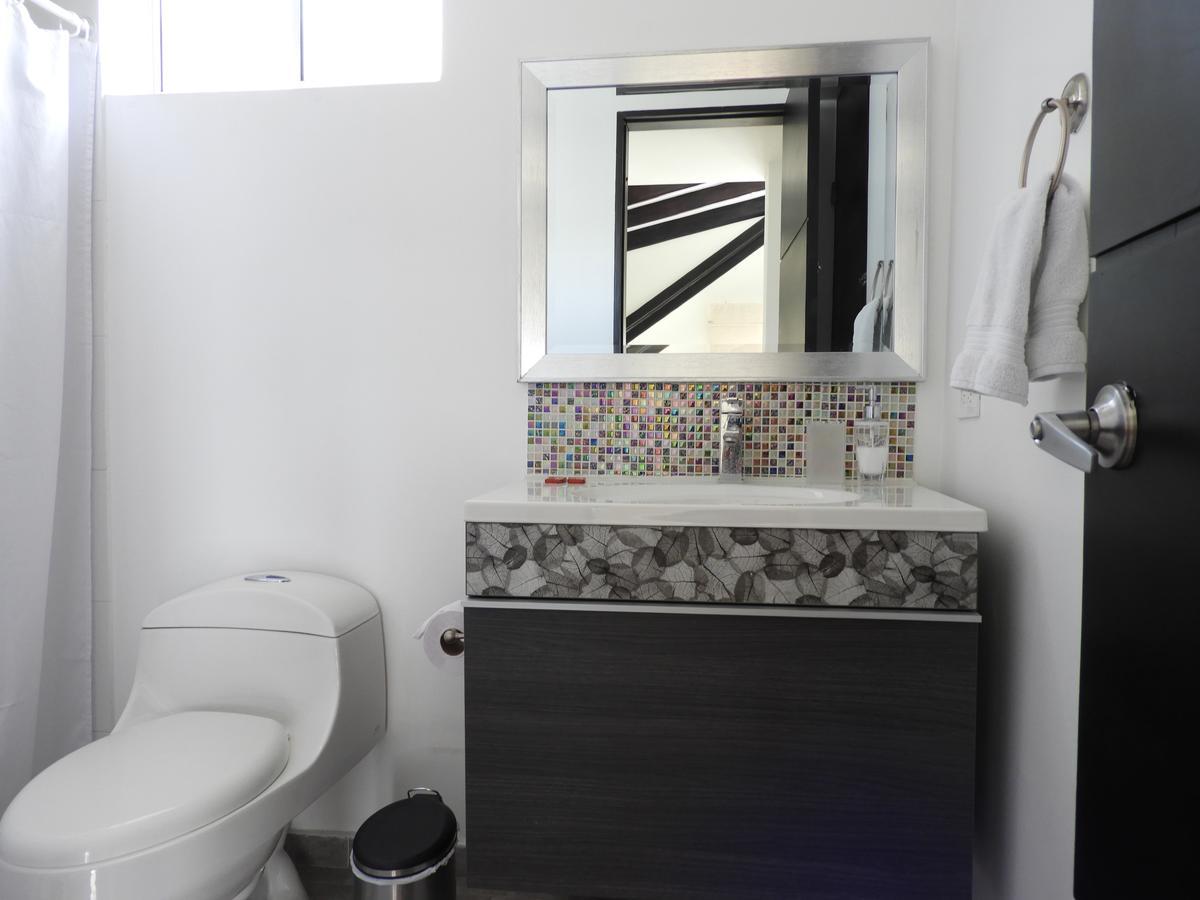 Villa Lili House San Andrés Esterno foto